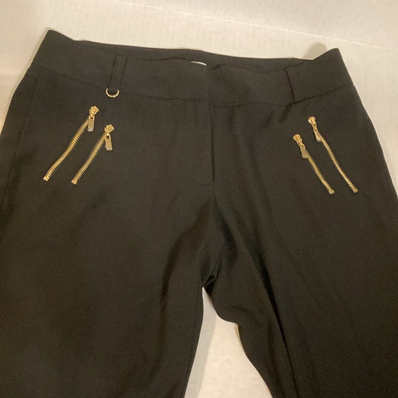 Cache black Capri style bottoms size 6 - Picture 4 of 12
